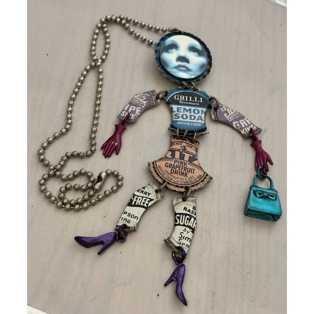 Janet Cooper Vintage Bottle Cap MARLENE DIETRICH DOLL Pin/Pendent Necklace